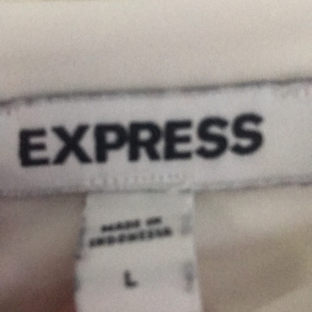 Express White Large Top - Picture 2 of 4